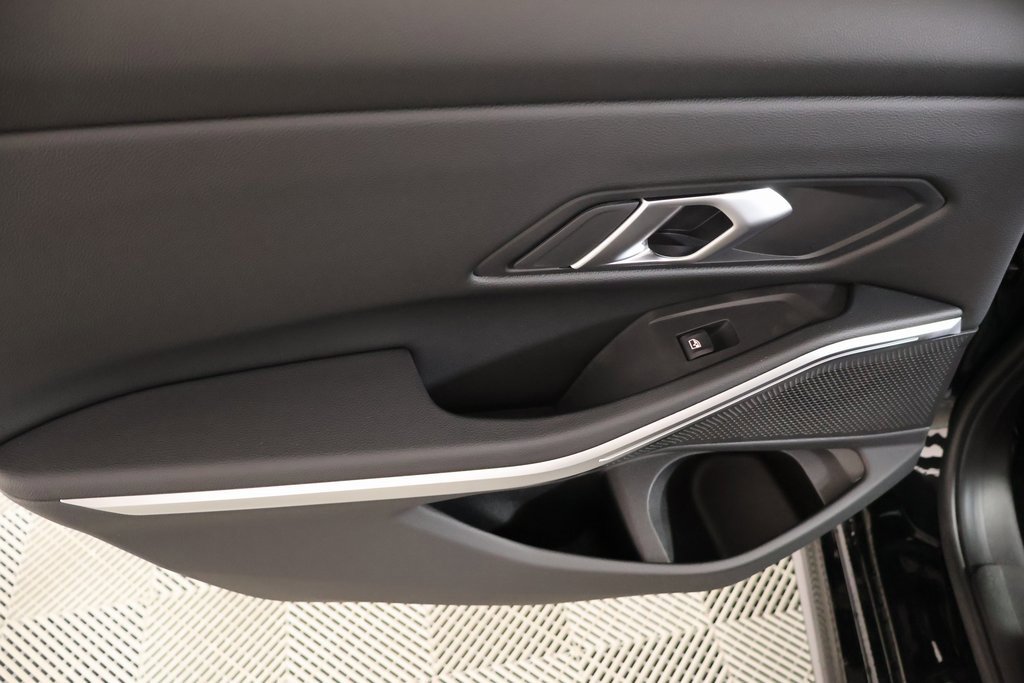 New 2026 BMW 330i xDrive Sedan w/ M Sport Package image 17