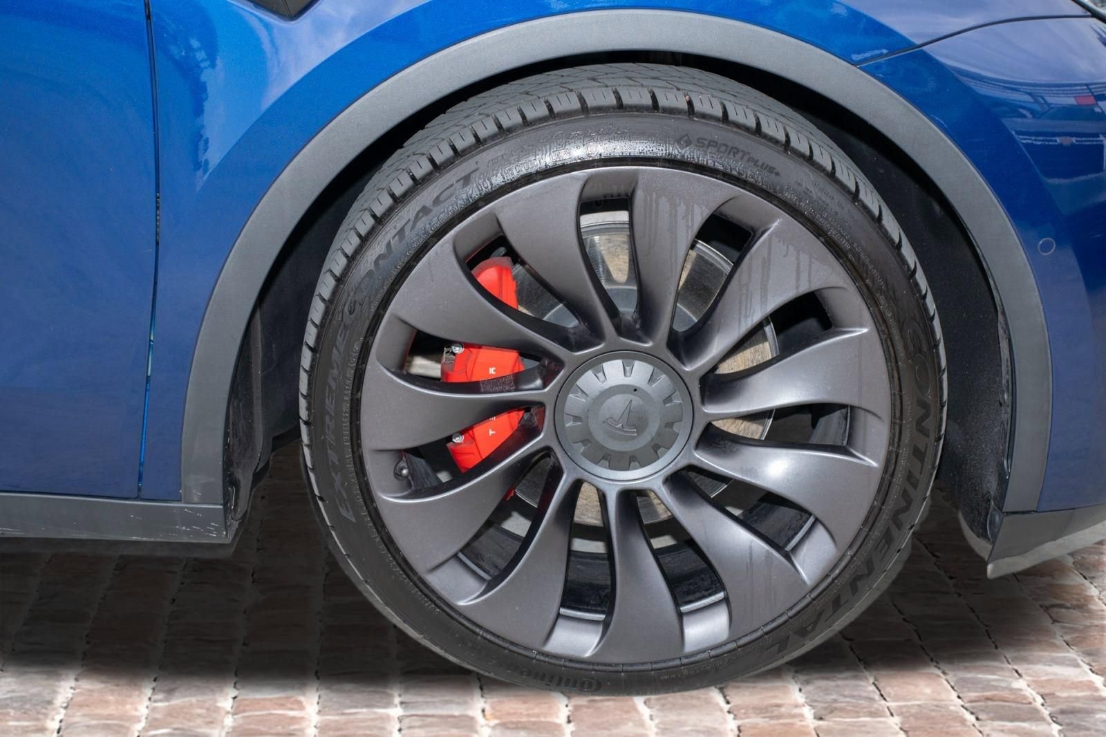 Used 2022 Tesla Model Y Performance image 38