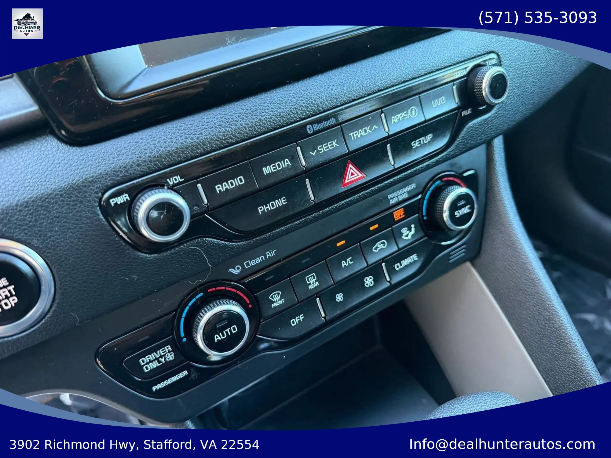 Used 2017 Kia Niro LX FWD image 25