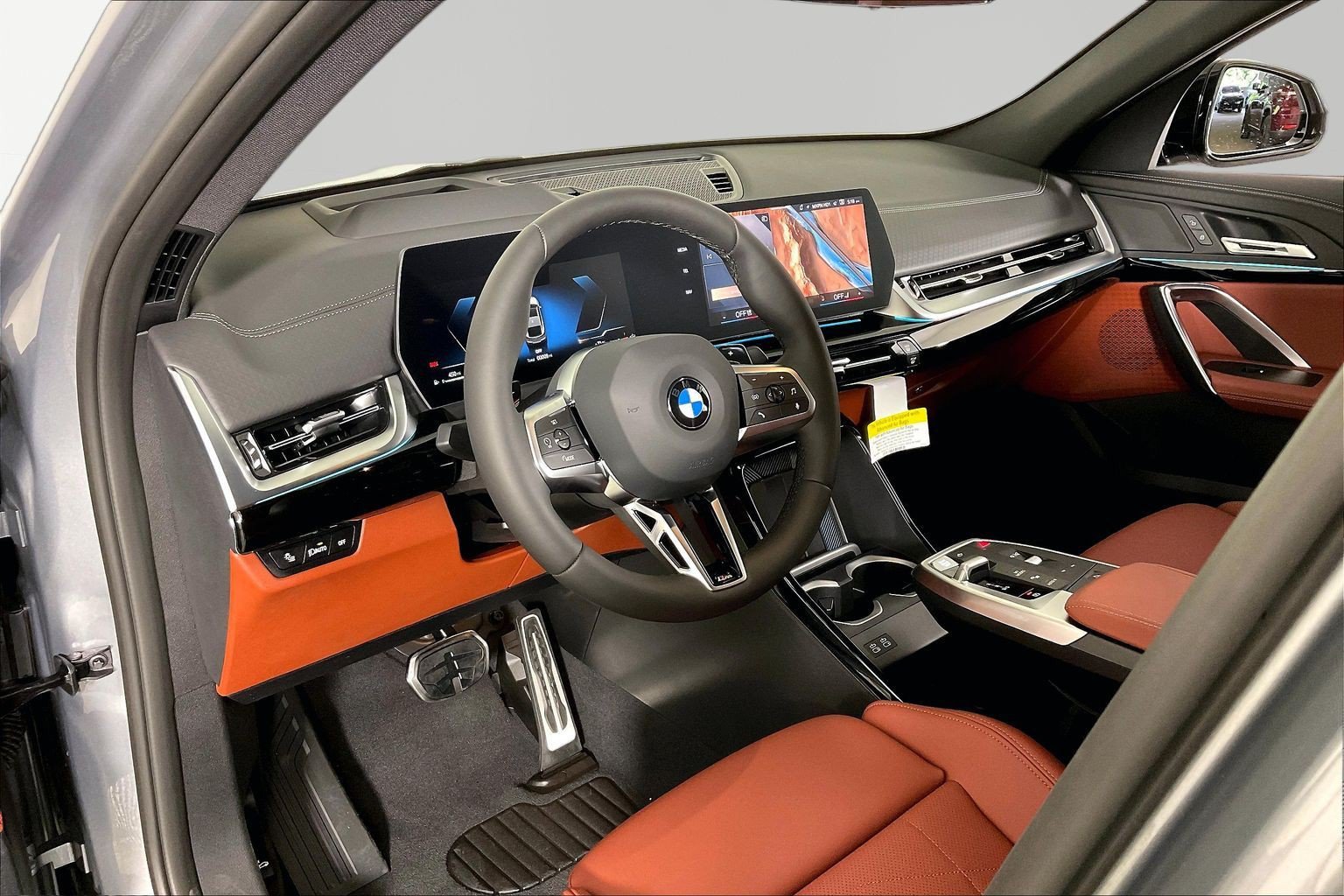 New 2026 BMW X2 xDrive28i AWD/4WD image 11