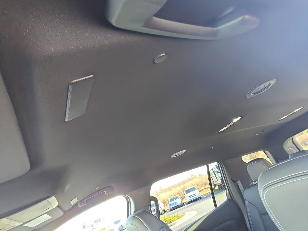 New 2026 Chevrolet Traverse LT w/ Driver Confidence Package image 29