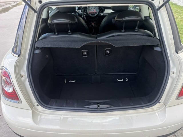 Used 2011 MINI Cooper Hardtop FWD image 10