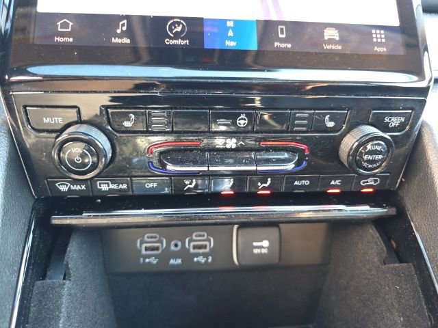 Used 2023 Jeep Grand Cherokee L Limited image 5