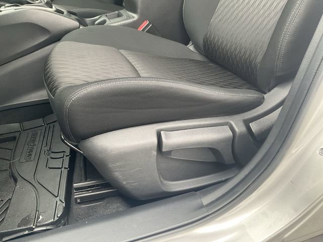 Used 2018 Nissan Rogue S image 25