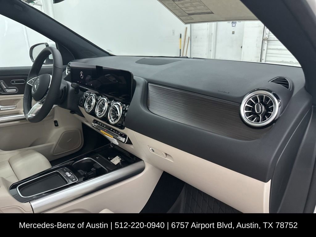 Certified 2026 Mercedes-Benz GLA 250 4MATIC image 27