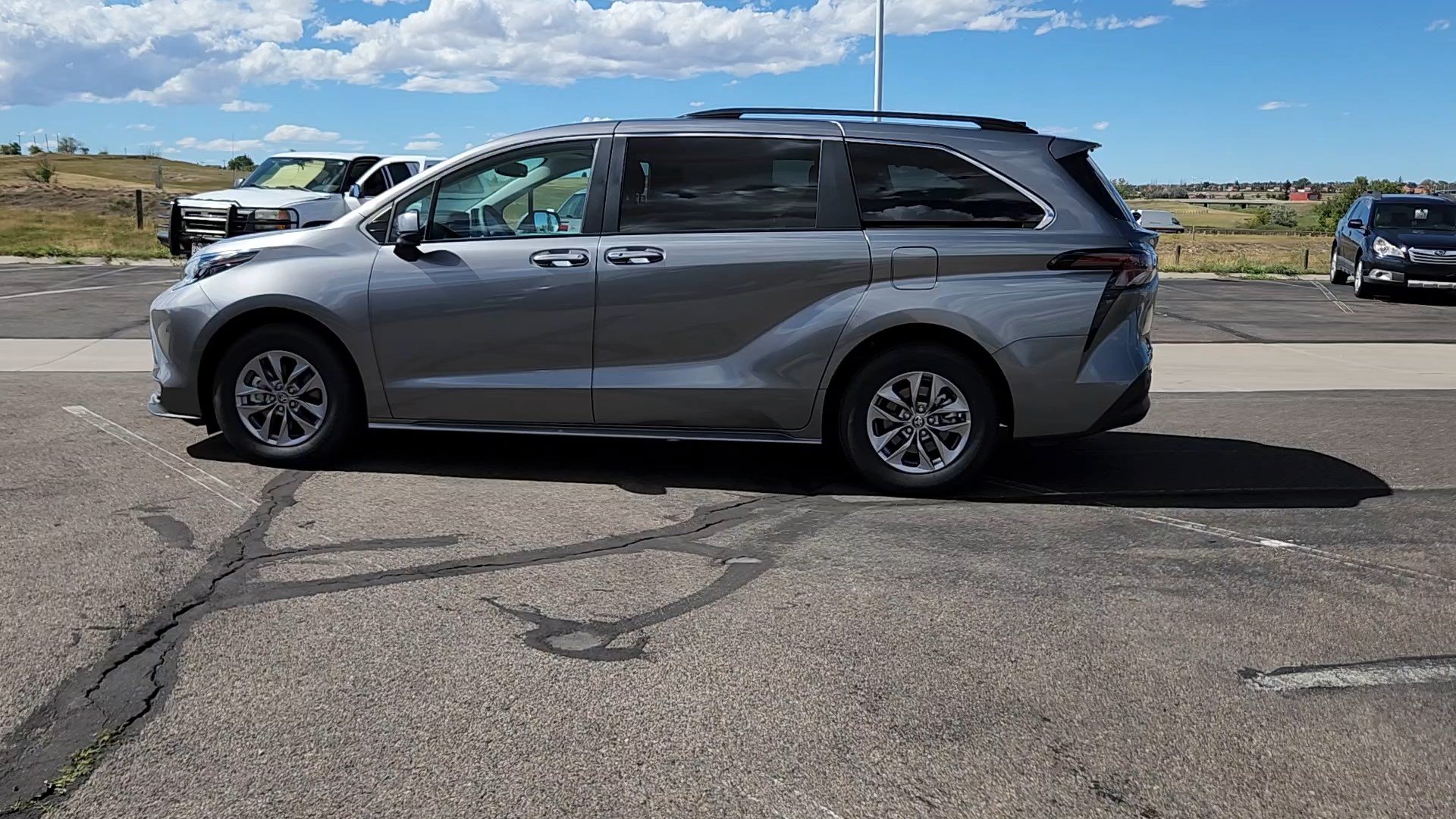 Certified 2026 Toyota Sienna XLE AWD/4WD image 2