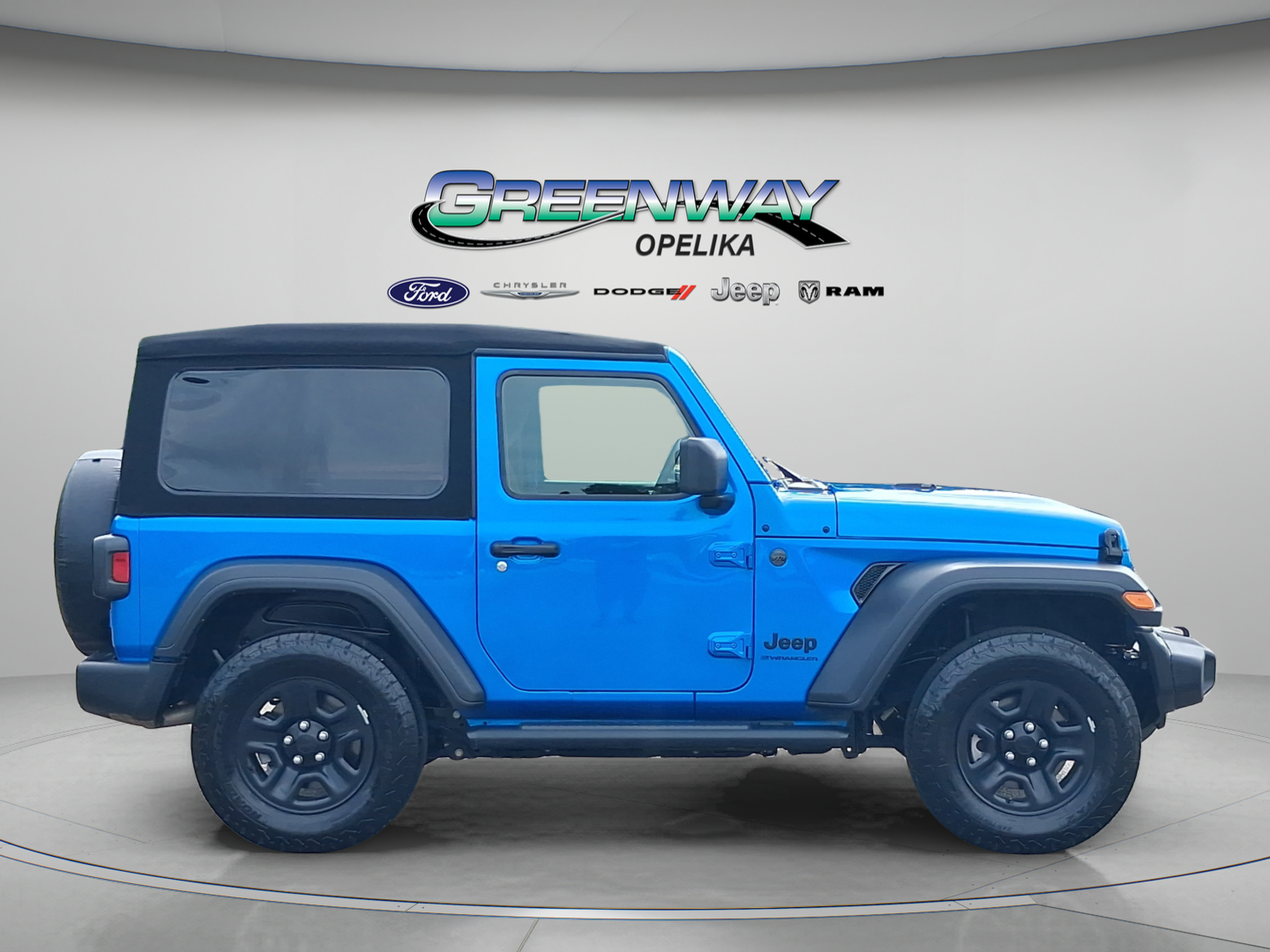 Used 2024 Jeep Wrangler Sport AWD/4WD image 8