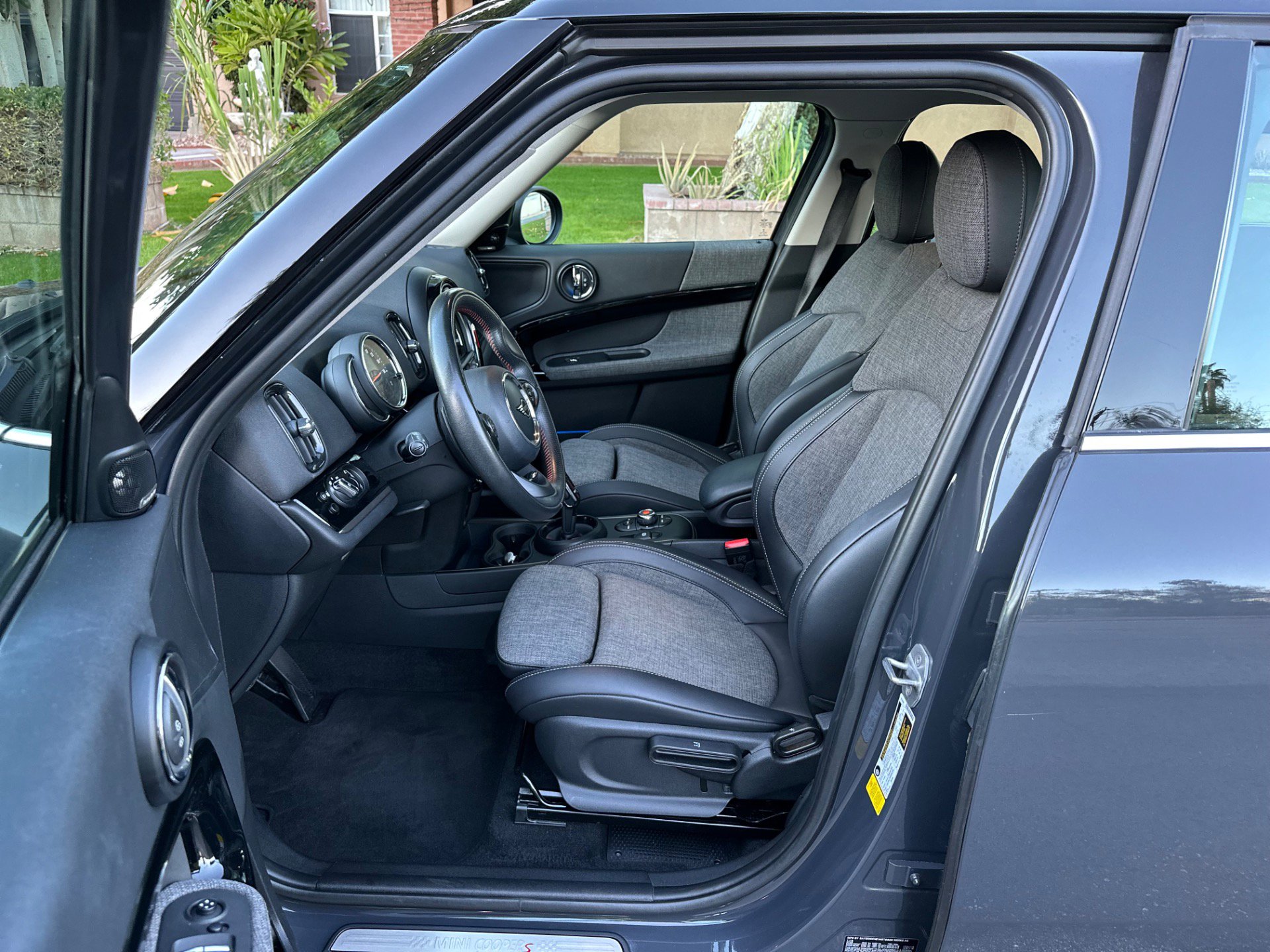 Used 2020 MINI Cooper Countryman S w/ Storage Package image 22