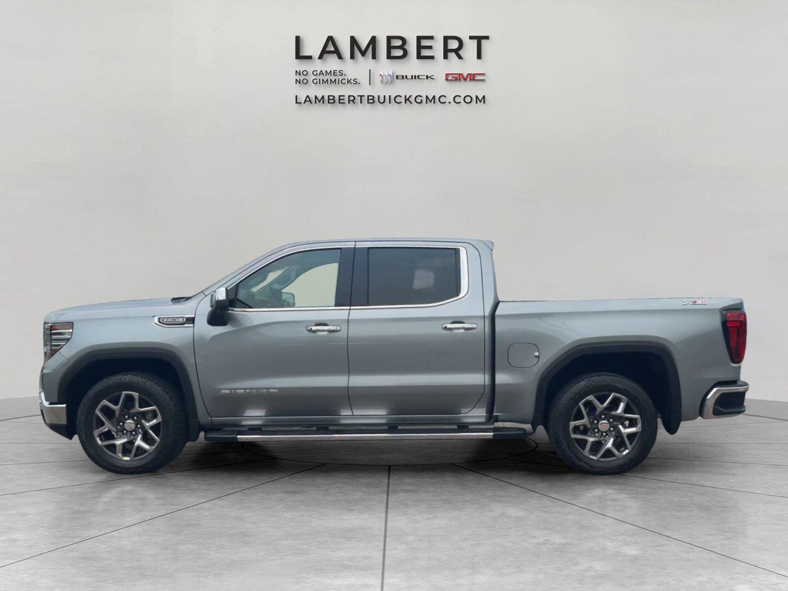 Used 2024 GMC Sierra 1500 SLT w/ SLT Premium Plus Package AWD/4WD image 2