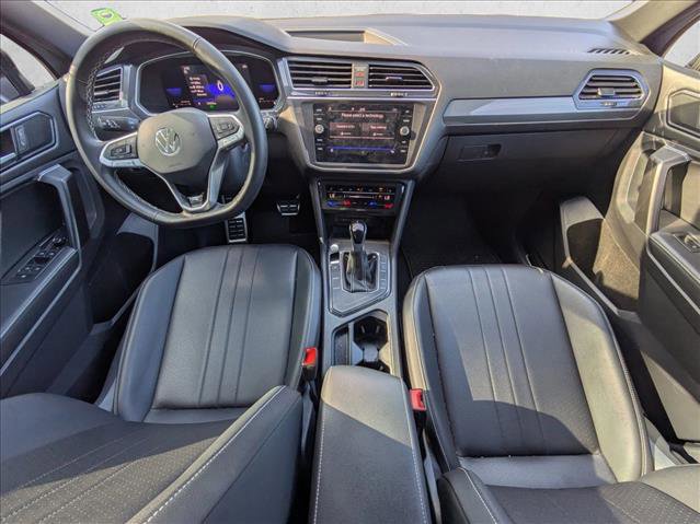 Used 2023 Volkswagen Tiguan SE R-Line image 10