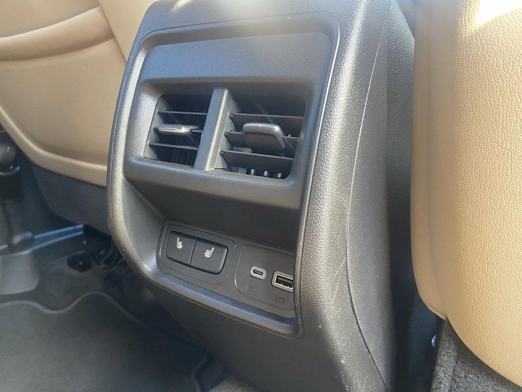 Certified 2025 Cadillac XT4 Premium Luxury image 16