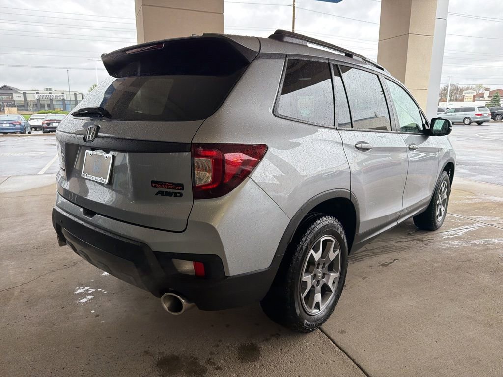 Certified 2023 Honda Passport TrailSport image 5
