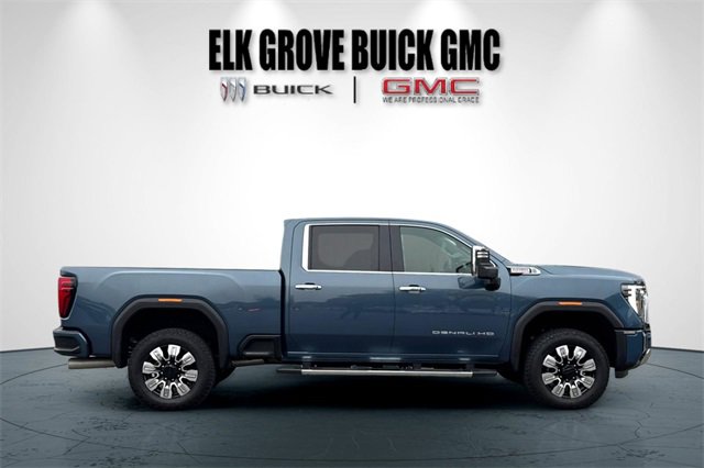 Used 2025 GMC Sierra 2500 Denali image 3