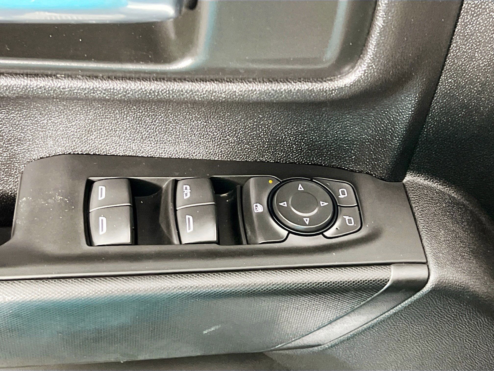 Used 2025 Chevrolet Silverado 2500 W/T w/ WT Convenience Package AWD/4WD image 13