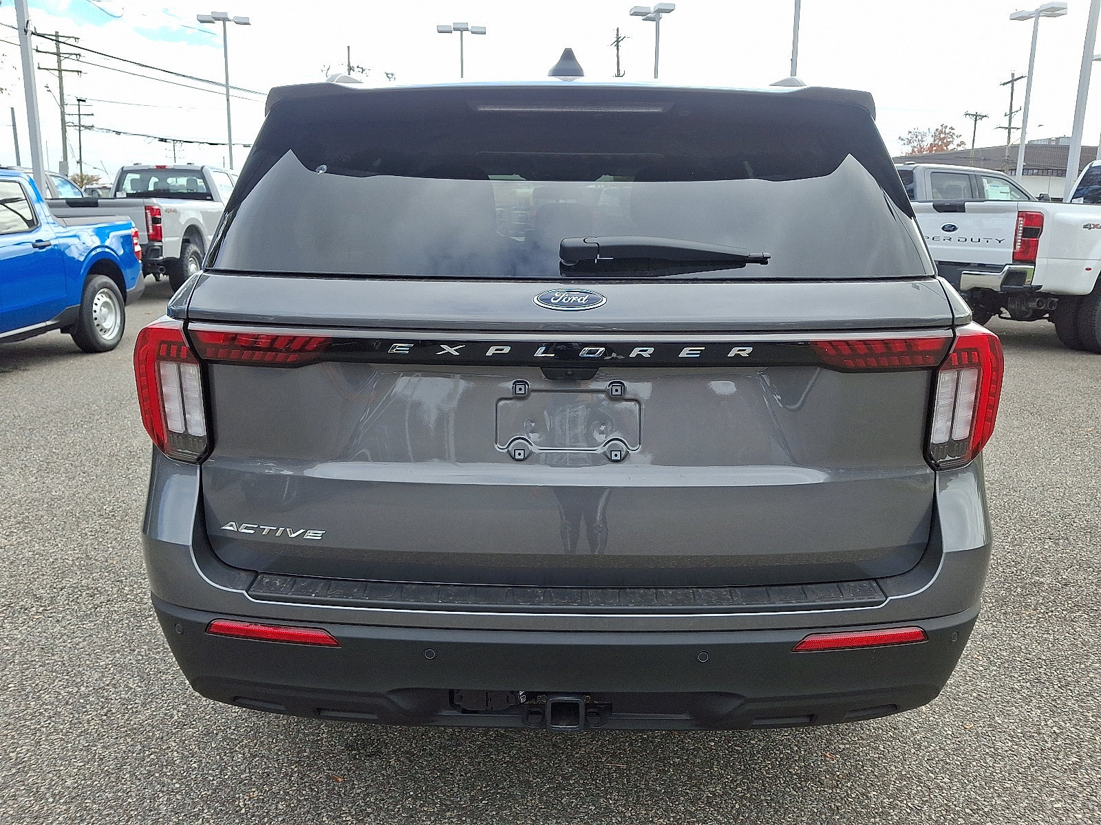 New 2026 Ford Explorer Active RWD image 6