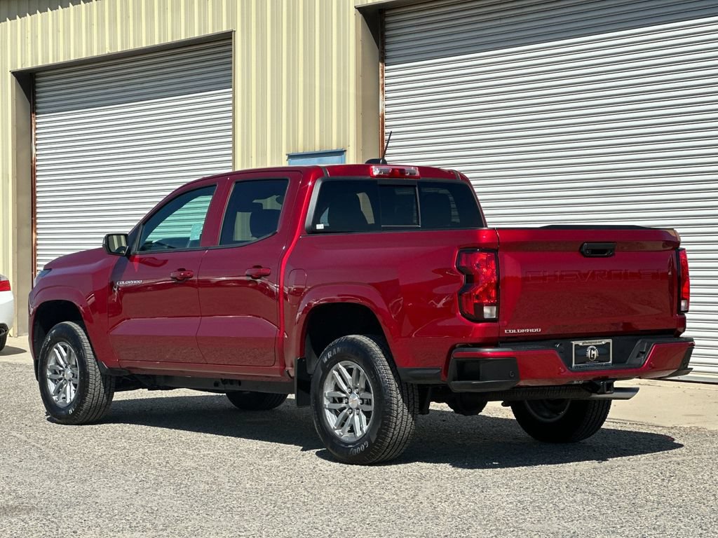 Used 2025 Chevrolet Colorado LT w/ Advanced Trailering Package RWD image 6