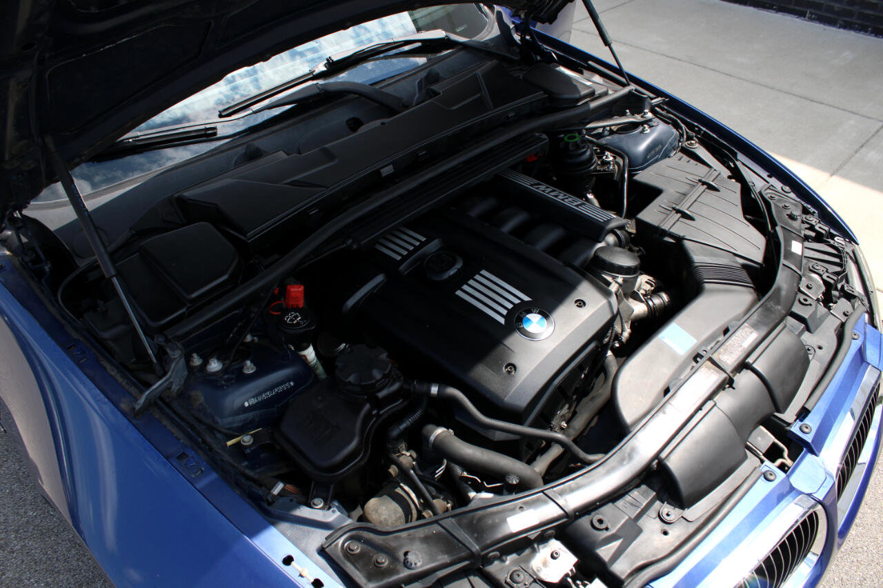 Used 2010 BMW 328i xDrive Coupe image 26