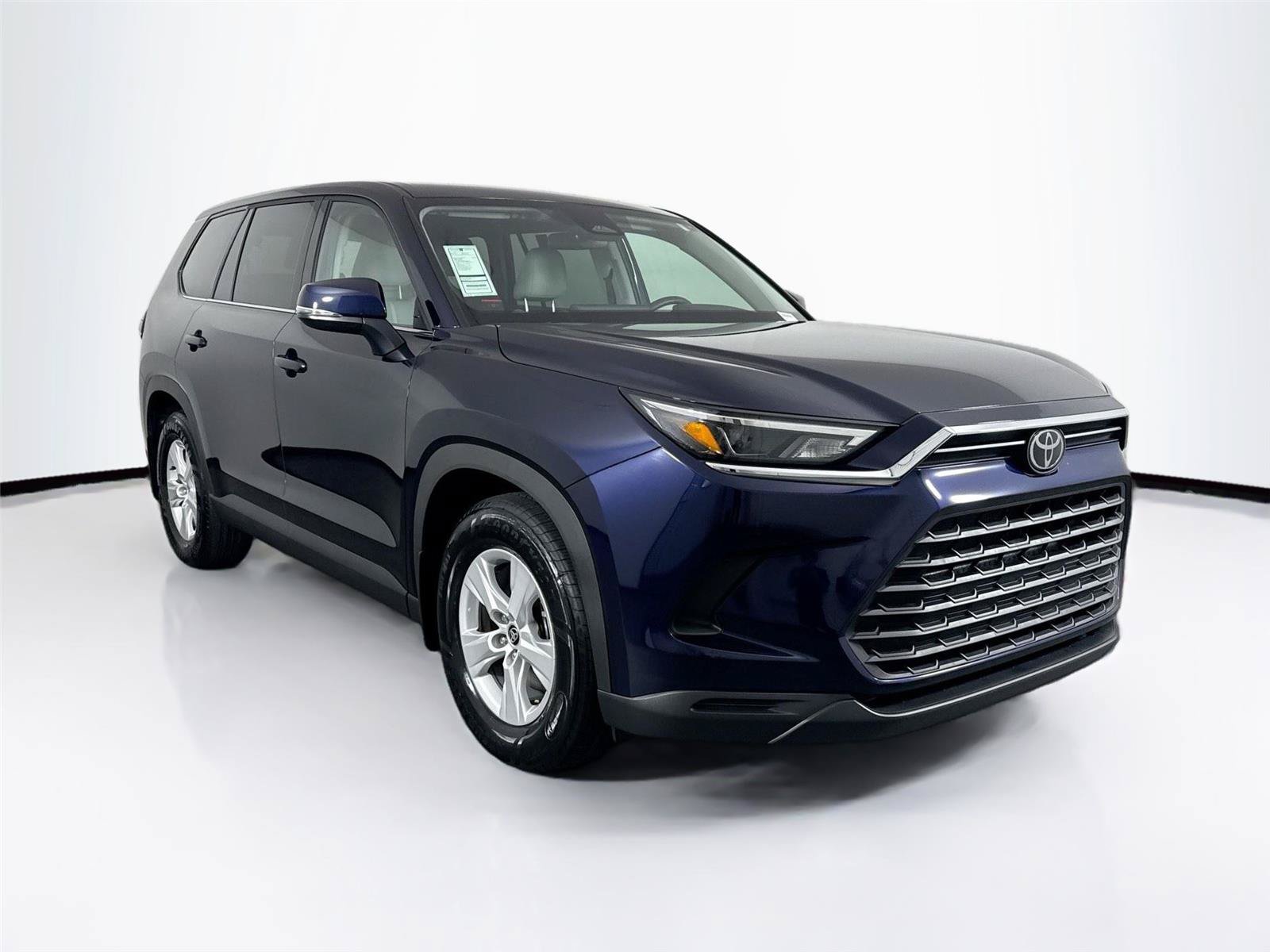 Certified 2026 Toyota Grand Highlander FWD image 9