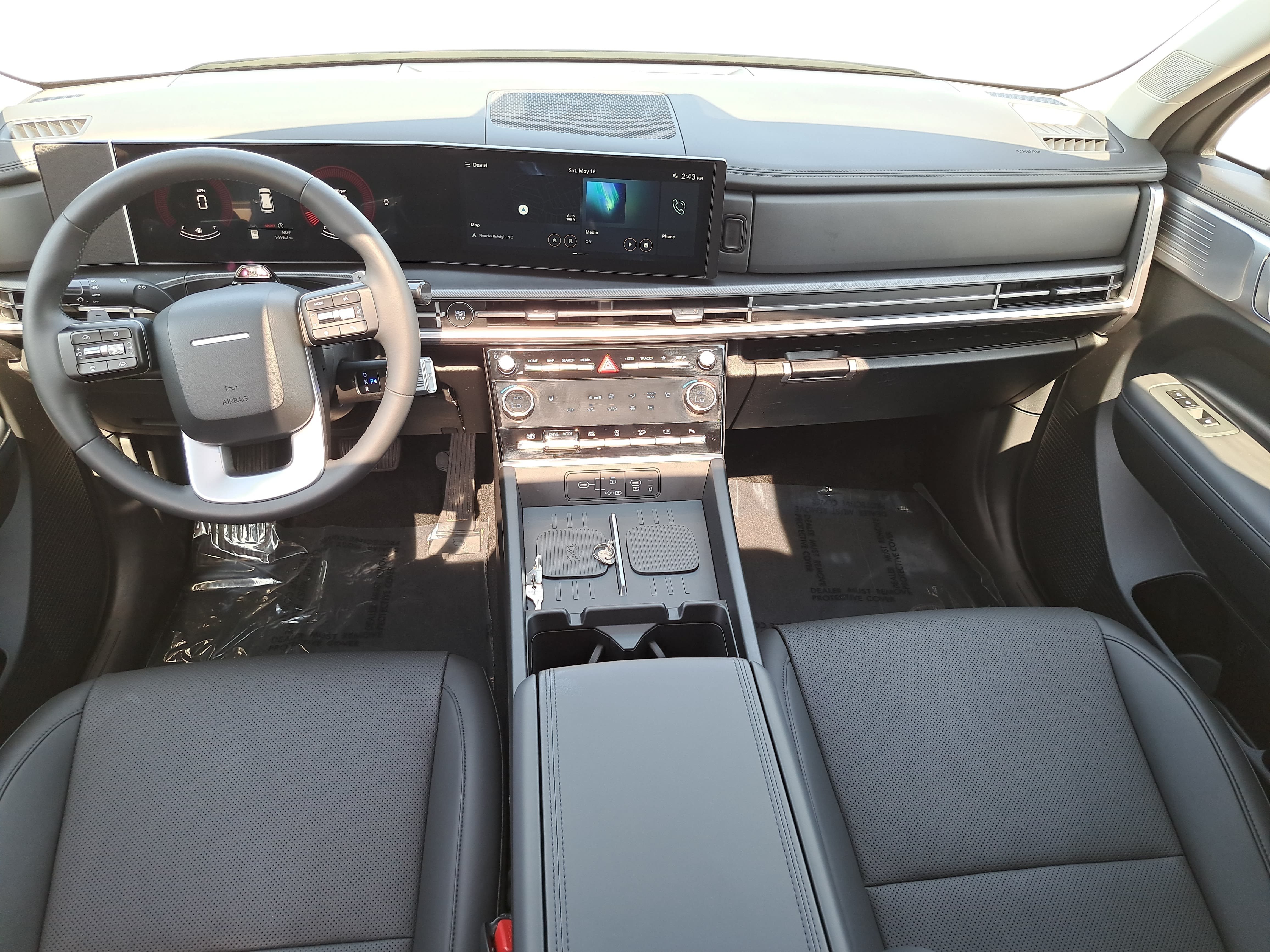 Used 2025 Hyundai Santa Fe XRT AWD/4WD image 9