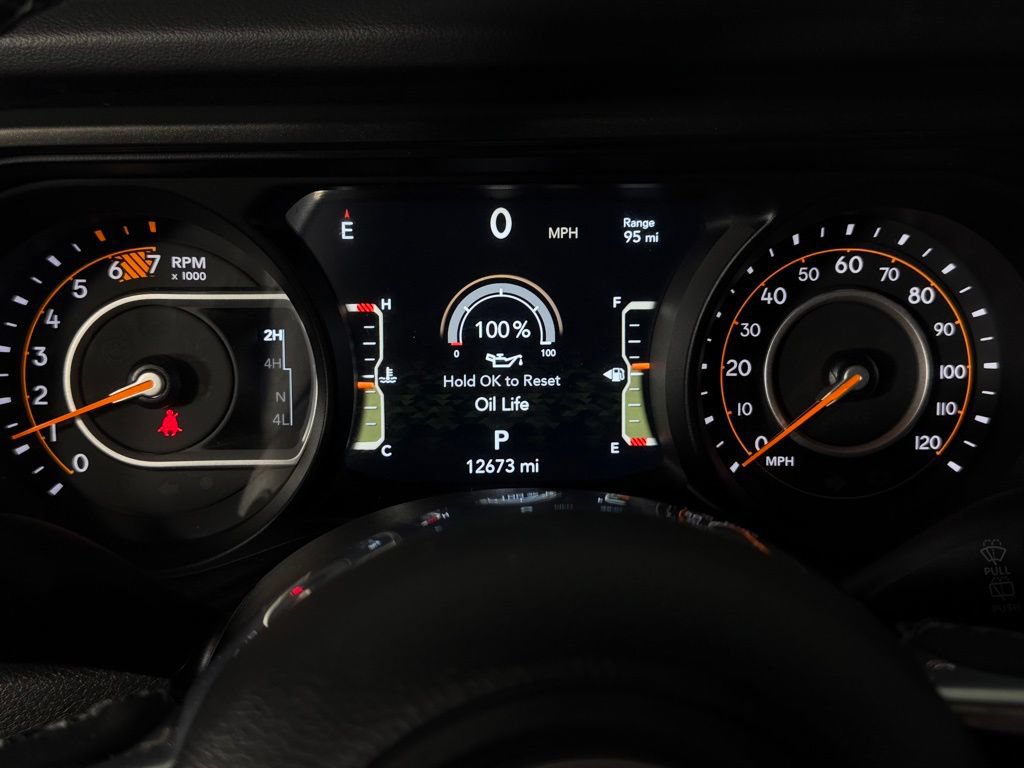 Certified 2026 Jeep Wrangler Unlimited Sahara AWD/4WD image 14