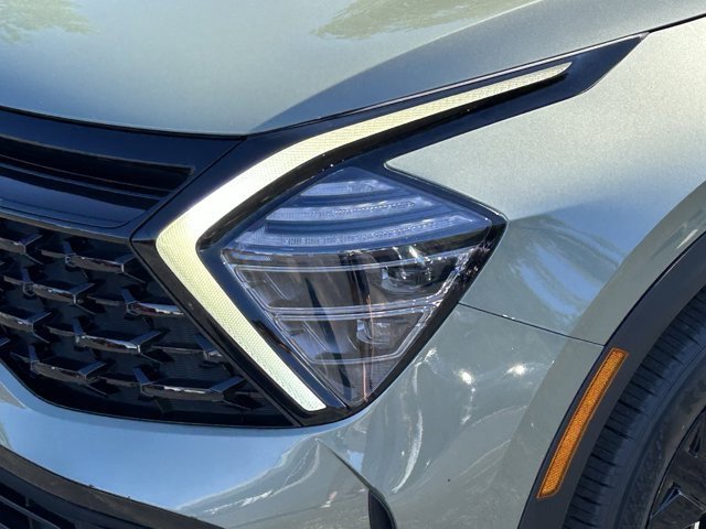 Used 2025 Kia Sportage X-Line image 14