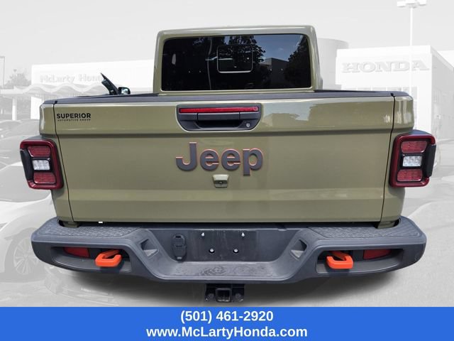 Used 2025 Jeep Gladiator Mojave w/ Convenience Group AWD/4WD image 6