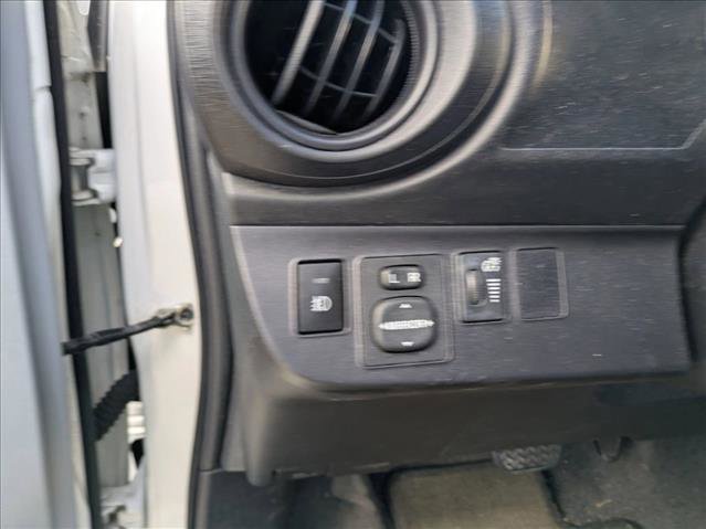 Used 2013 Toyota Prius C One image 11