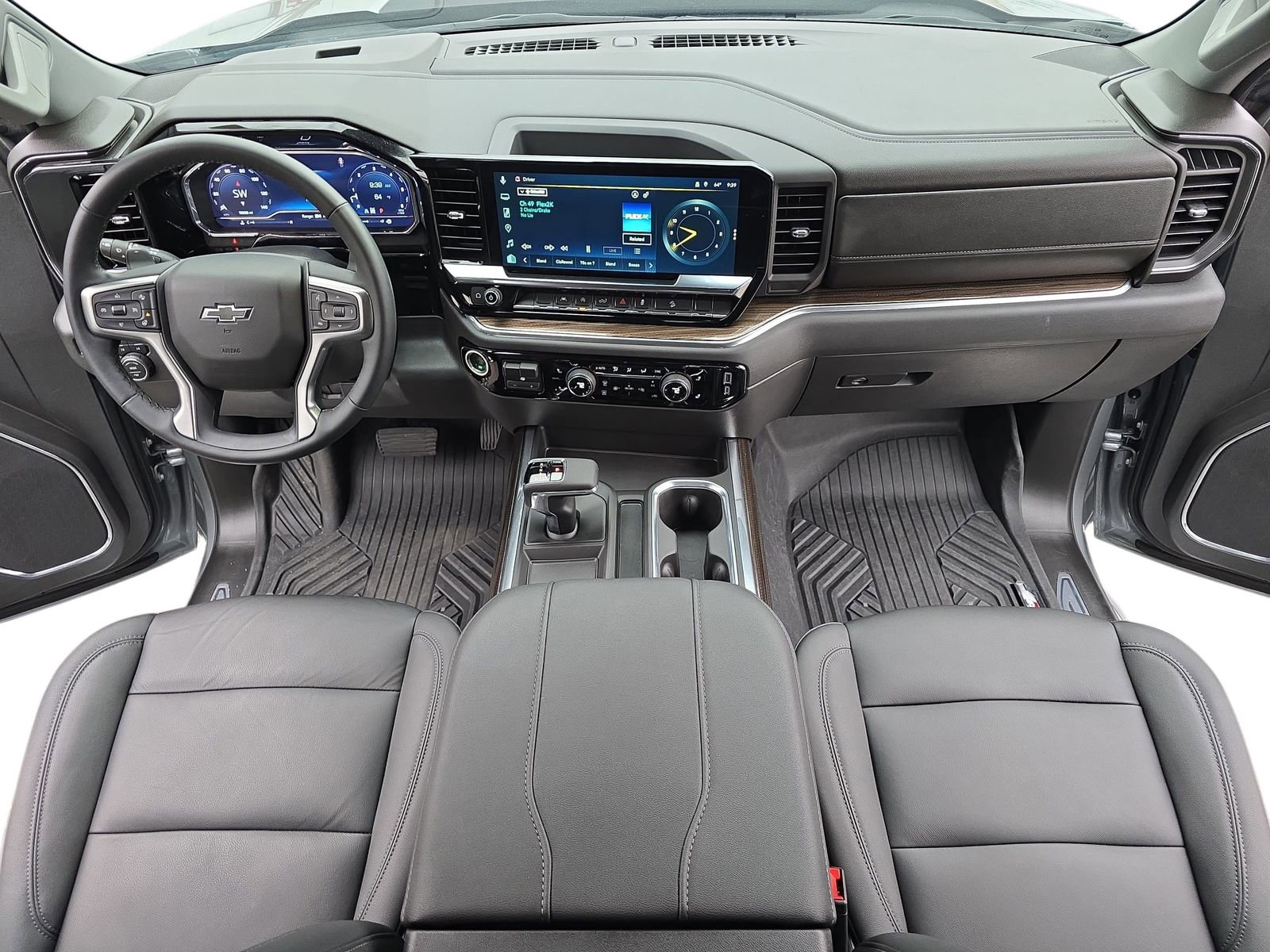 Used 2024 Chevrolet Silverado 1500 LT Trail Boss w/ Convenience Package II image 15