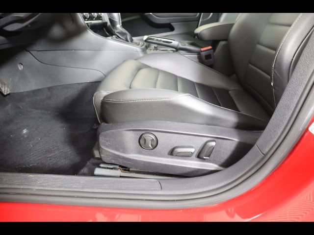 Used 2018 Volkswagen Golf SEL image 23