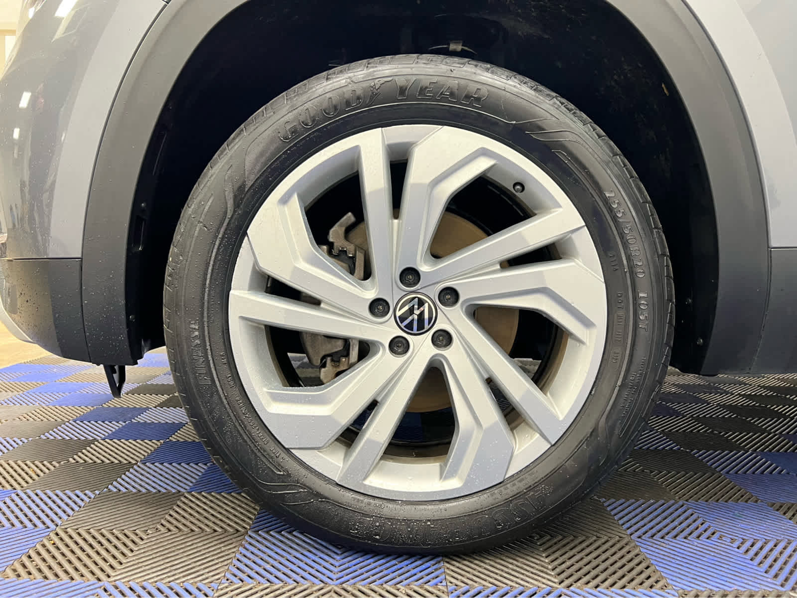 Used 2021 Volkswagen Atlas SE w/ Towing Package image 8