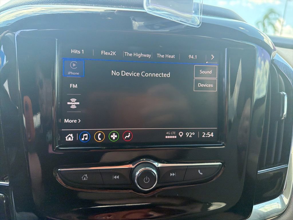 Used 2023 Chevrolet Traverse LS FWD image 15