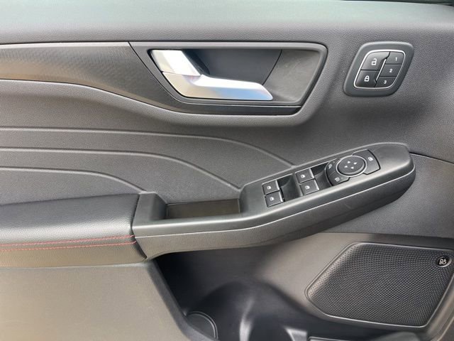 Certified 2022 Ford Escape SEL w/ SEL Stealth AWD Package image 42