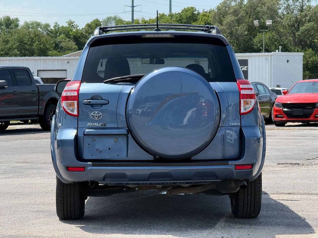 Used 2011 Toyota RAV4 Limited w/ Limited Extra Value Pkg AWD/4WD image 4