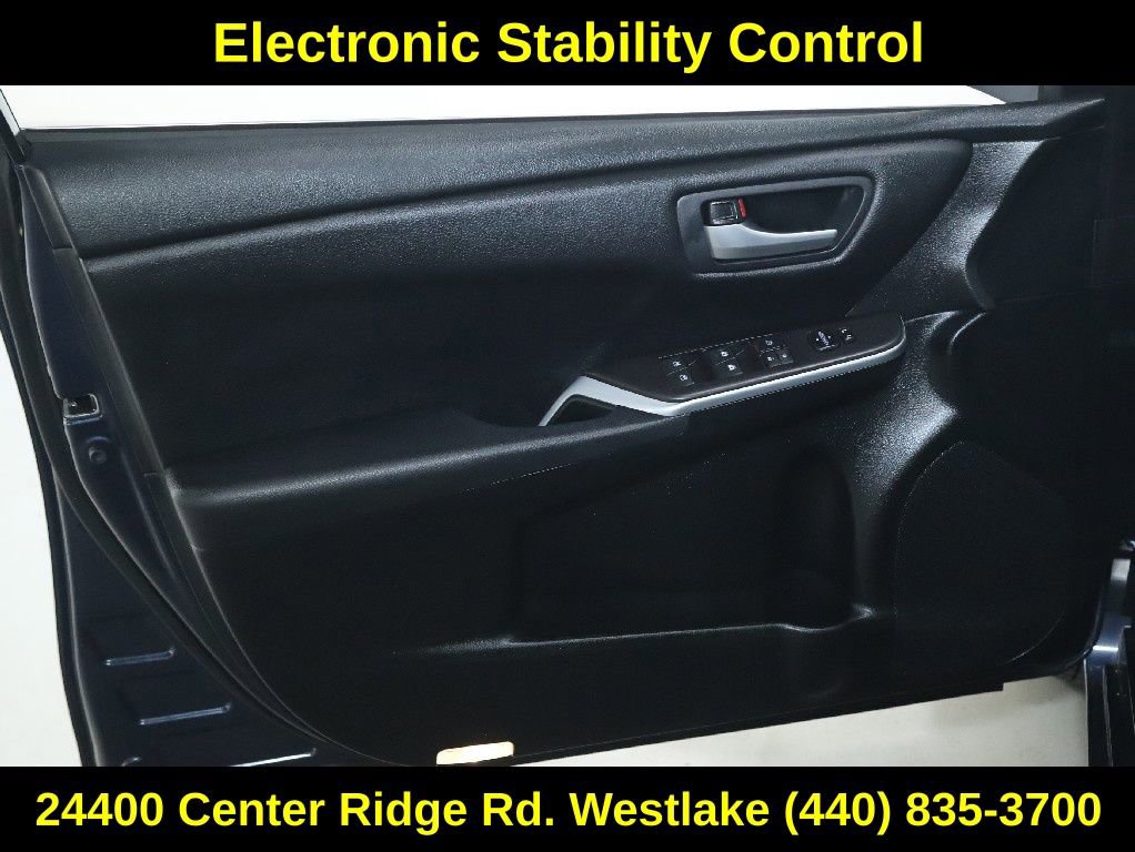Used 2017 Toyota Camry XLE image 15