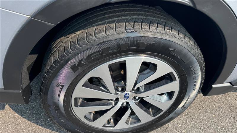 Used 2022 Subaru Outback Premium AWD/4WD image 27