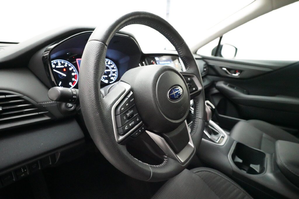 Used 2024 Subaru Outback Premium AWD/4WD image 8