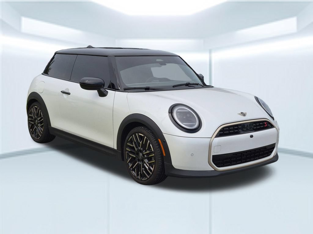 Used 2025 MINI Cooper S FWD image 3