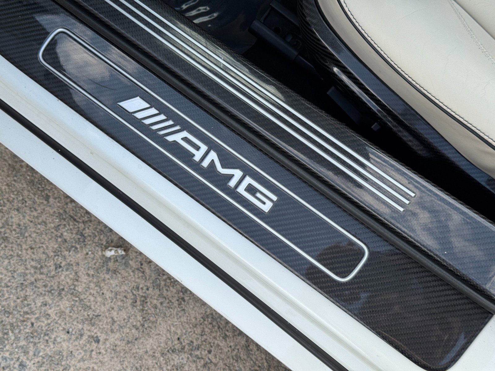 Used 2012 Mercedes-Benz SLS AMG Roadster image 19