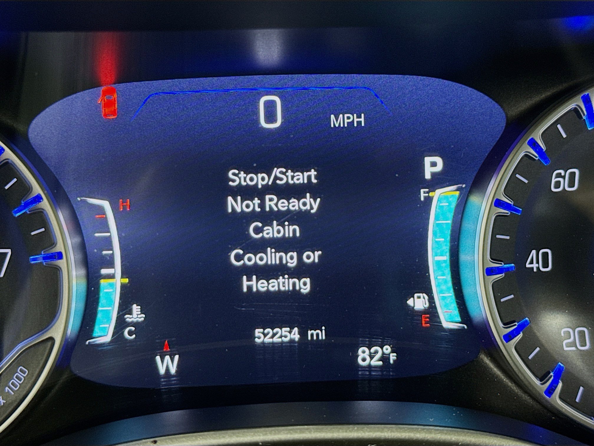 Used 2023 Chrysler Pacifica Touring-L FWD image 13