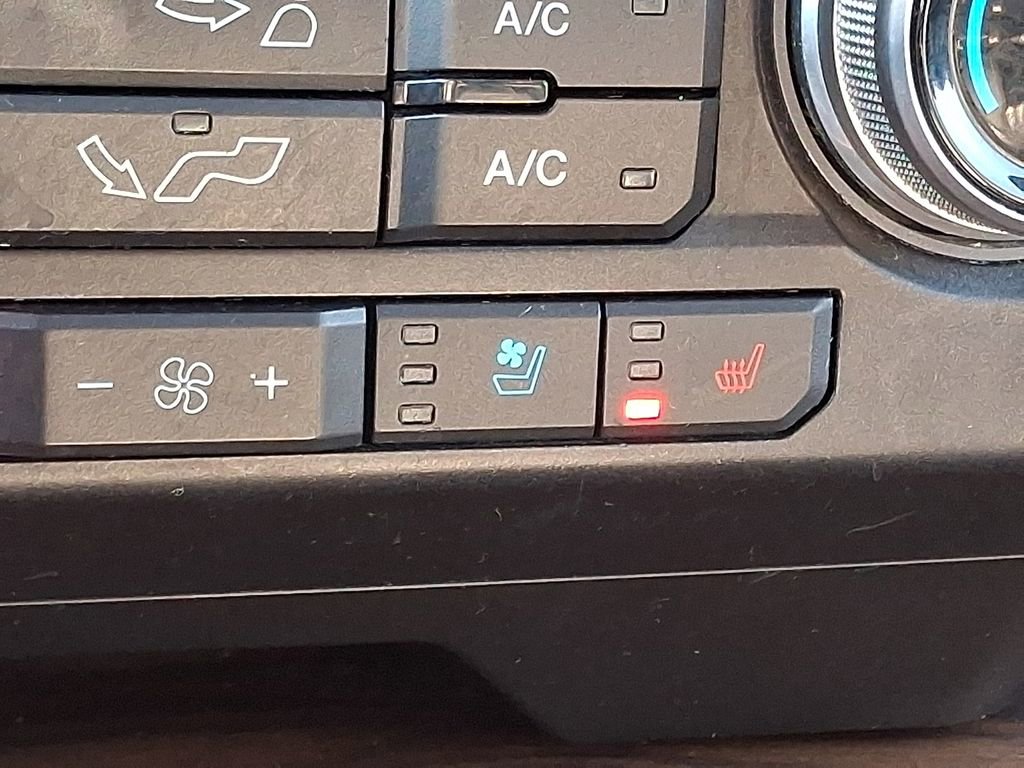 Used 2019 Ford F150 Lariat w/ Equipment Group 502A Luxury image 24