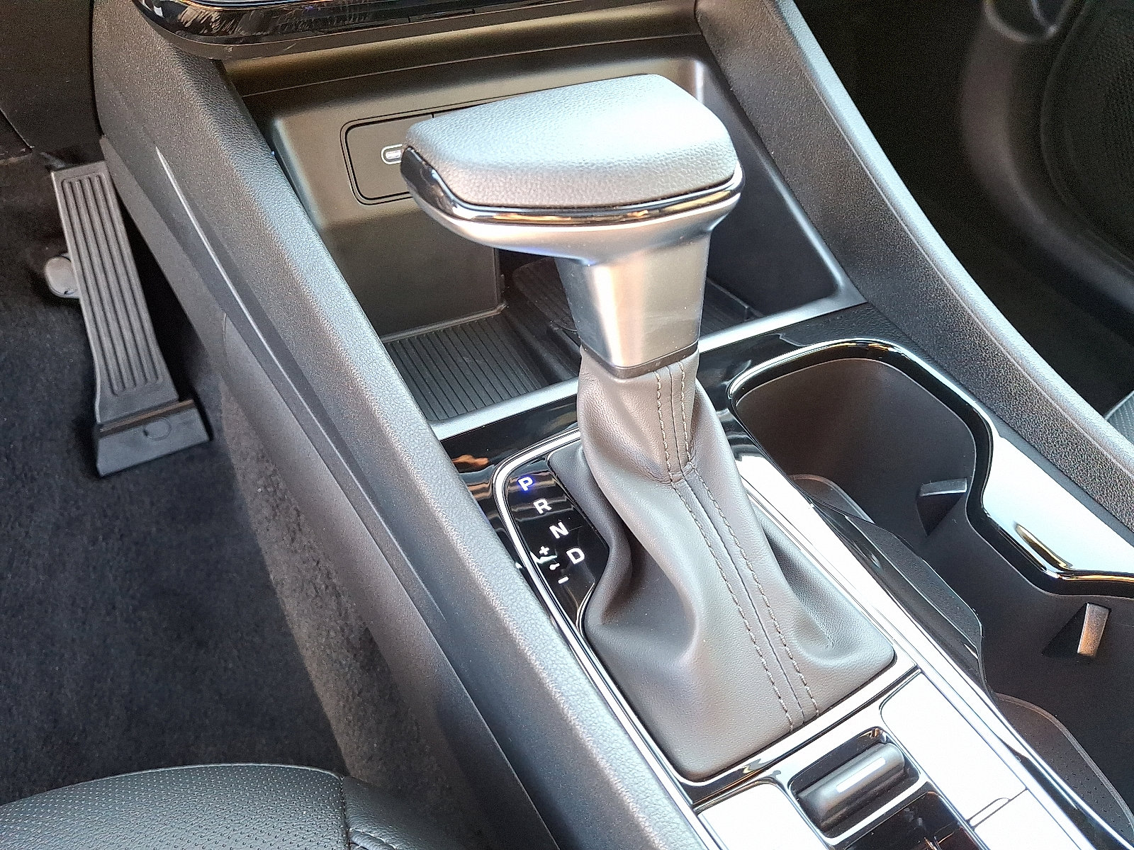 New 2025 Hyundai Santa Cruz SEL image 18