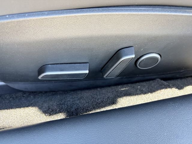 Used 2023 Tesla Model 3 Standard Range image 7