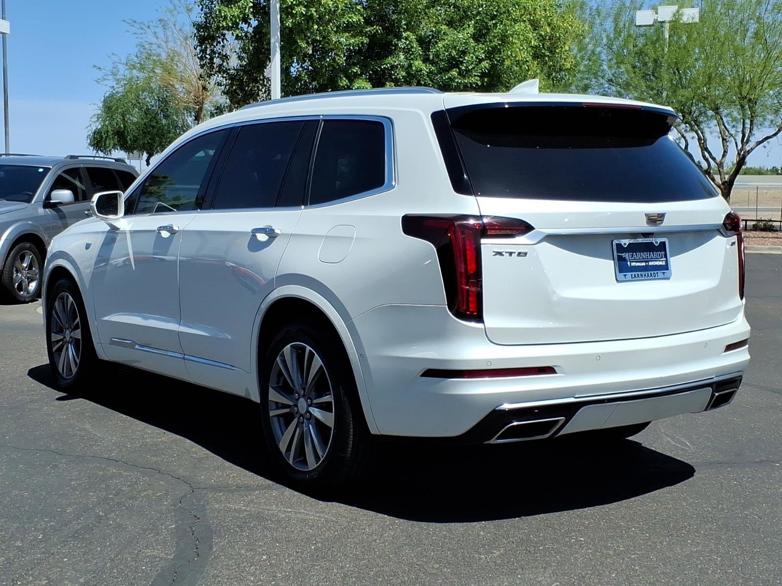 Used 2020 Cadillac XT6 Premium Luxury FWD image 3