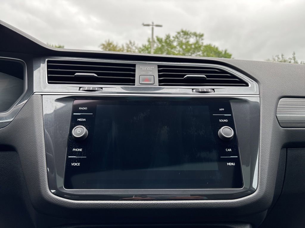 Used 2024 Volkswagen Tiguan Wolfsburg Edition image 24