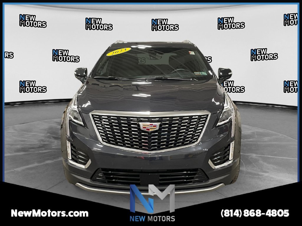 Used 2023 Cadillac XT5 Premium Luxury w/ Technology Package AWD/4WD image 9