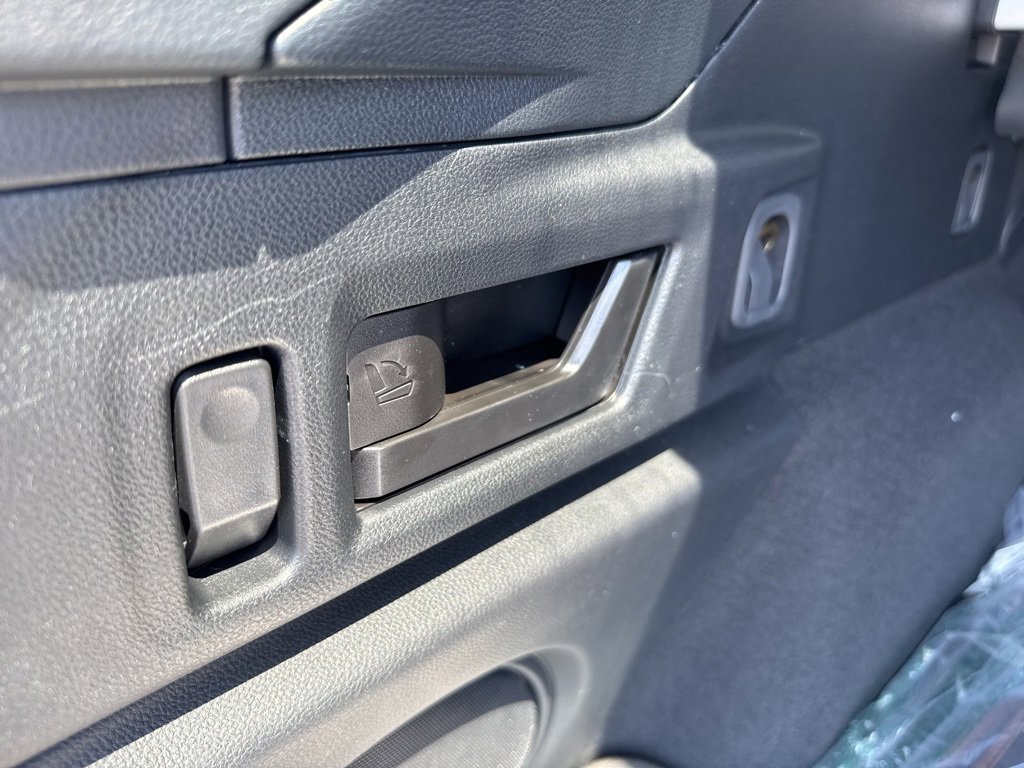 New 2025 Subaru Outback Touring XT image 33