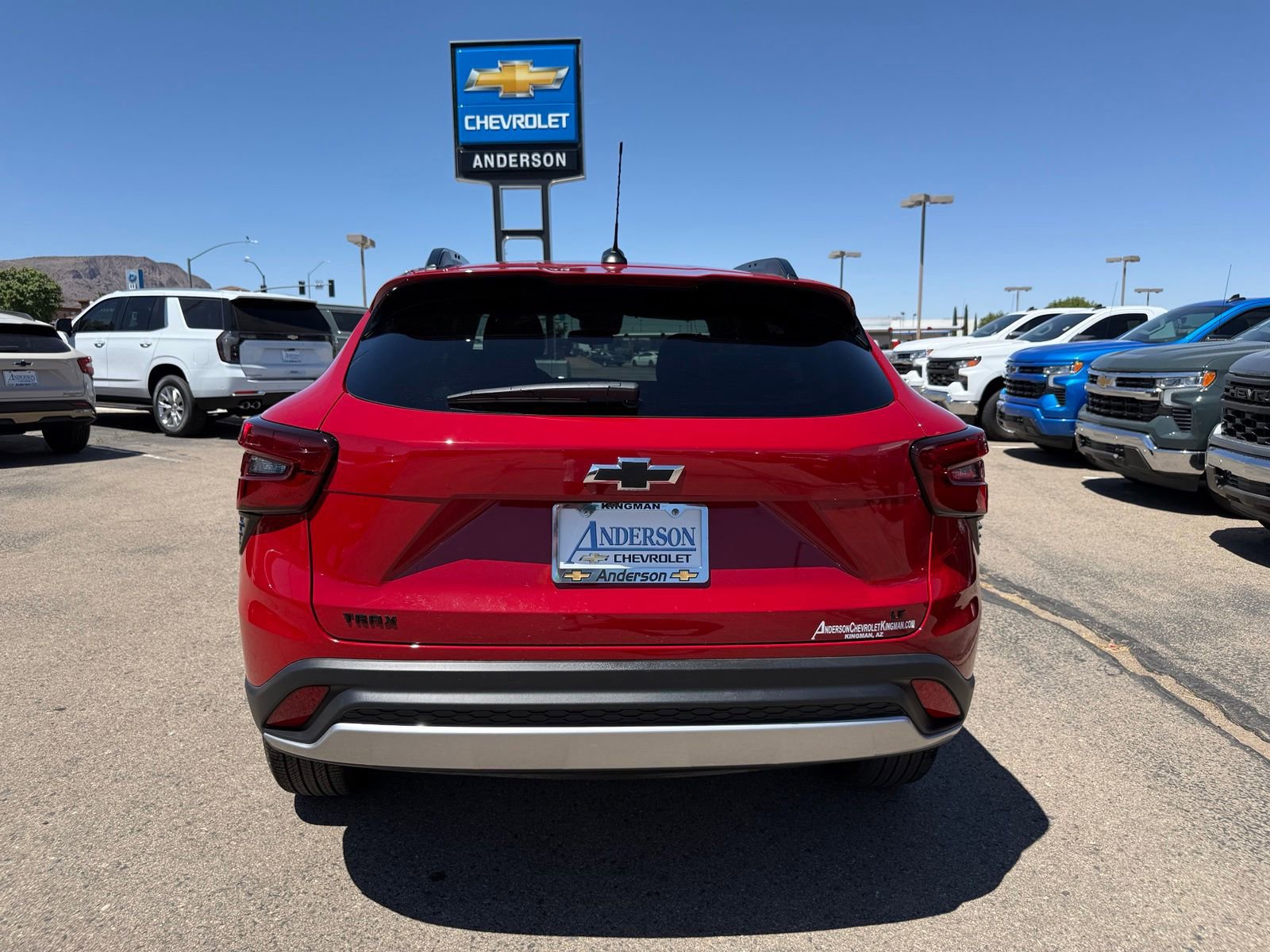 Used 2026 Chevrolet Trax LT w/ LT Convenience Package FWD image 7