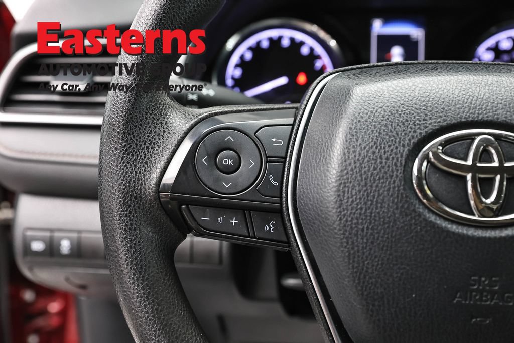 Used 2019 Toyota Camry LE FWD image 14