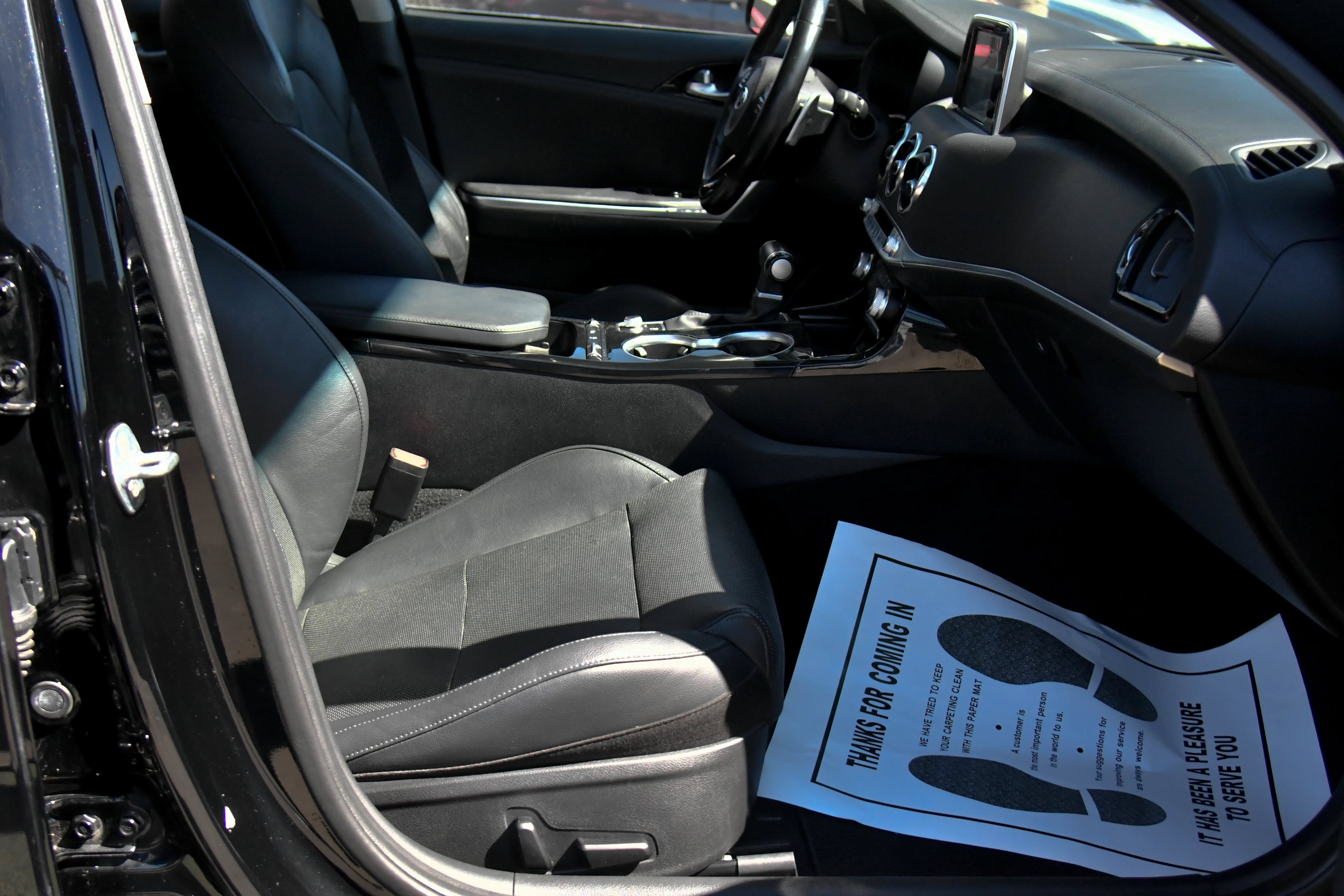 Used 2019 Kia Stinger RWD image 44