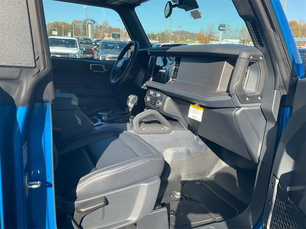 New 2025 Ford Bronco Big Bend w/ Black Diamond Package image 10
